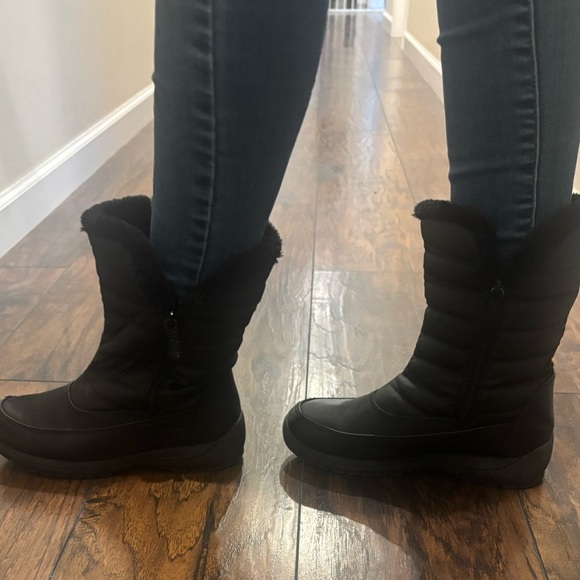Totes Black Winter Boots for Women size 6 - Picture 5 of 9